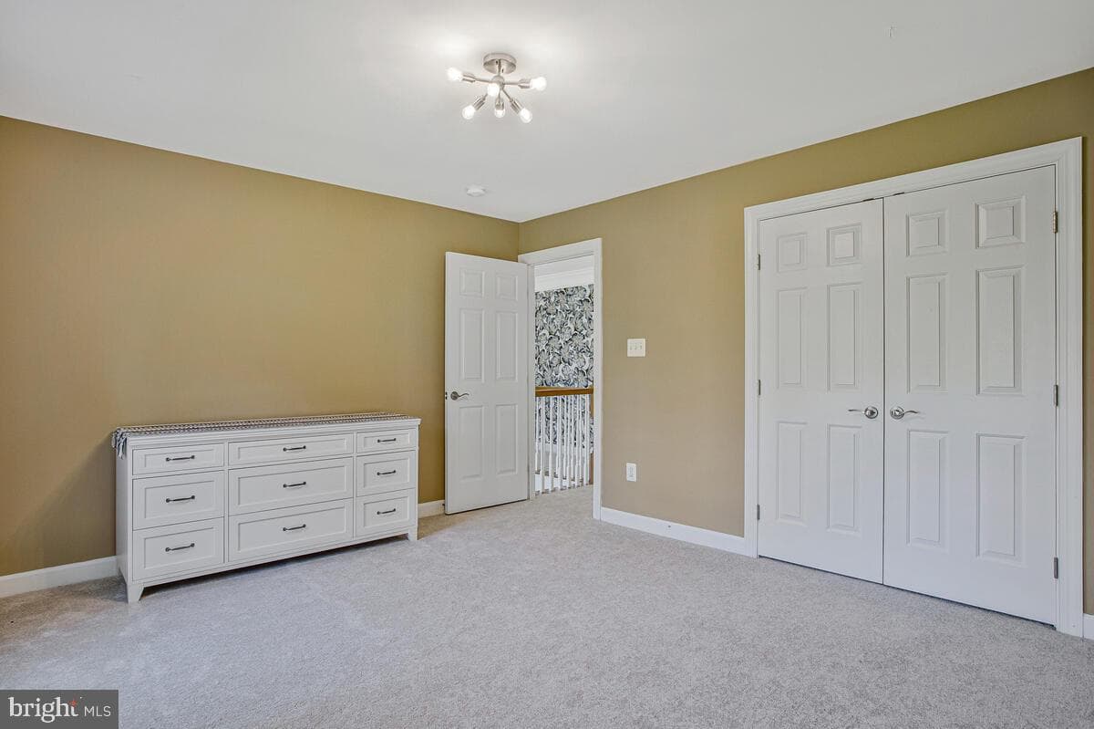 405 Pondview Lane photo 33