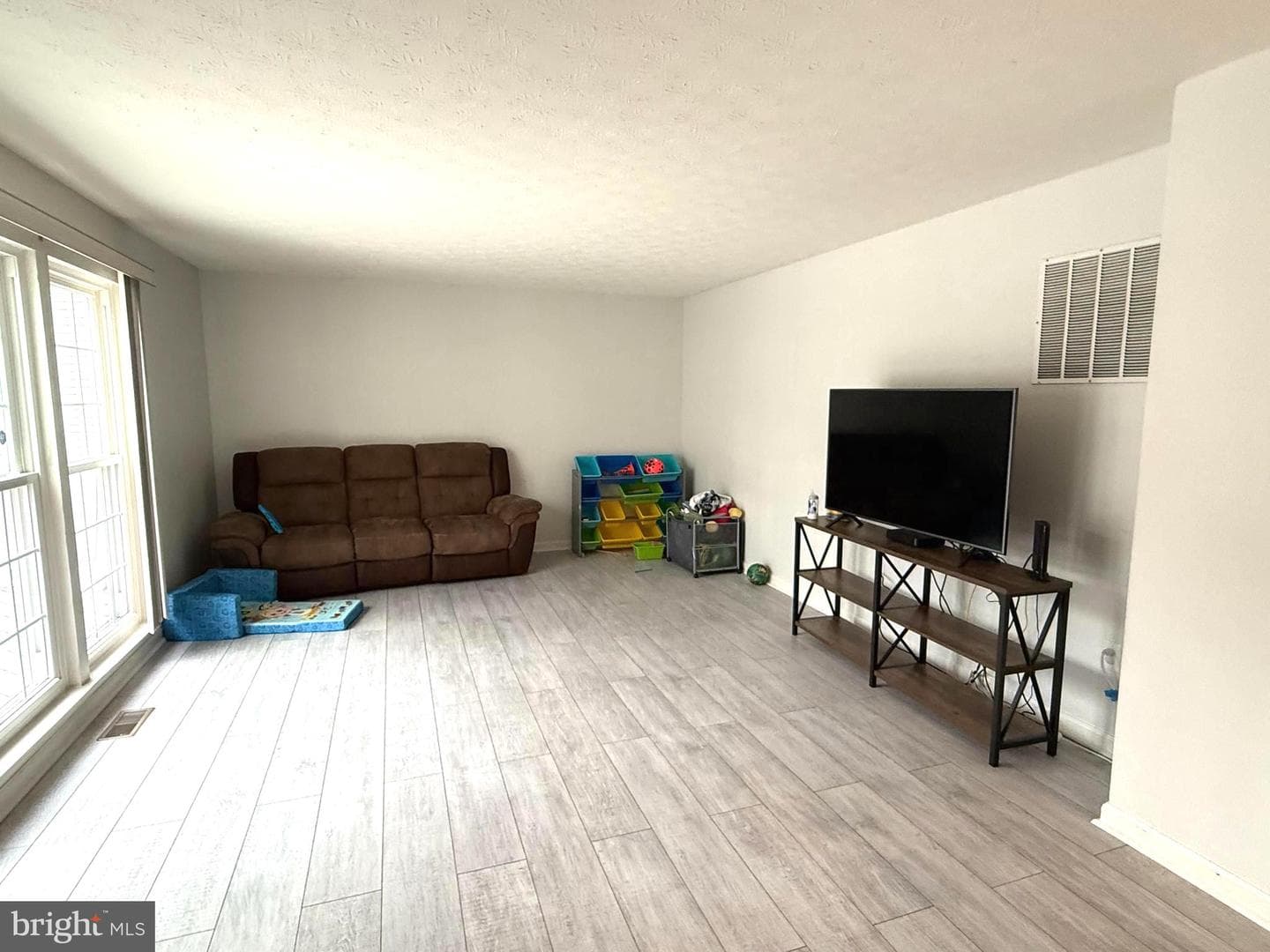 7713 Rotherham Drive photo 7