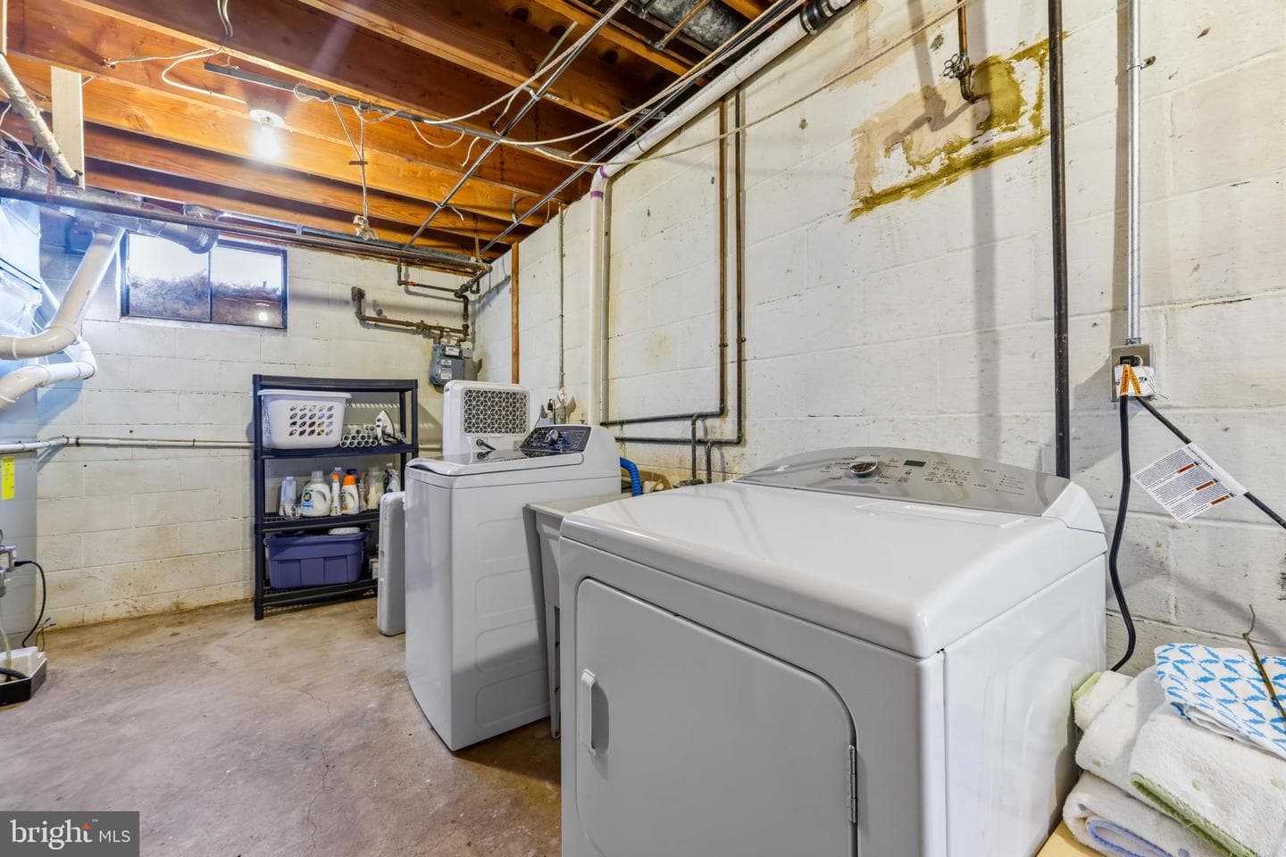310 Fernwood photo 41