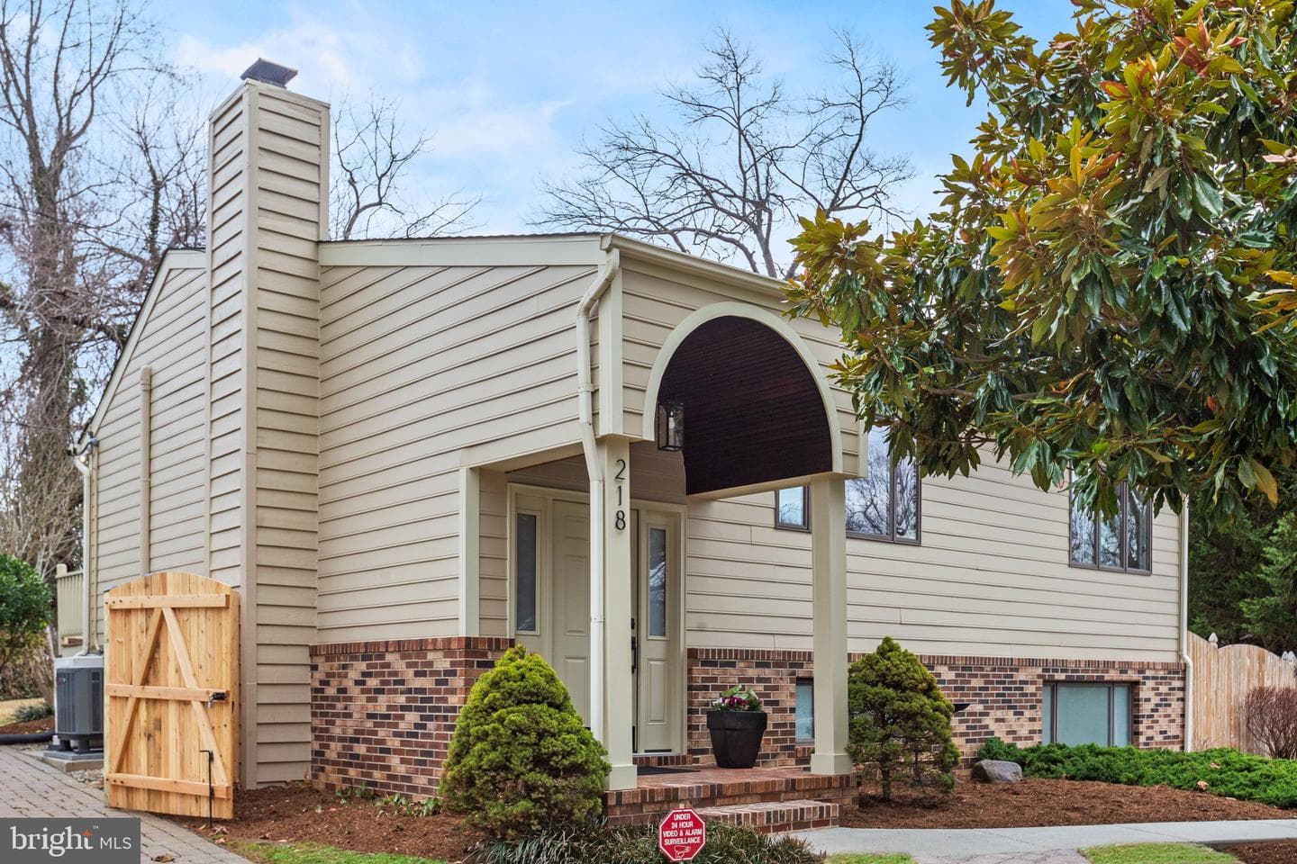 218 Lees Lane photo 6