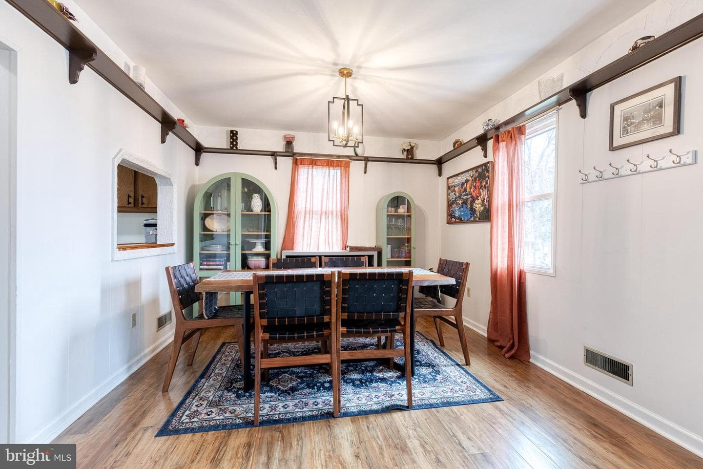 2 Mansion Road photo 12