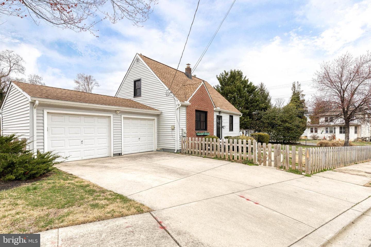 2 Mansion Road photo 3