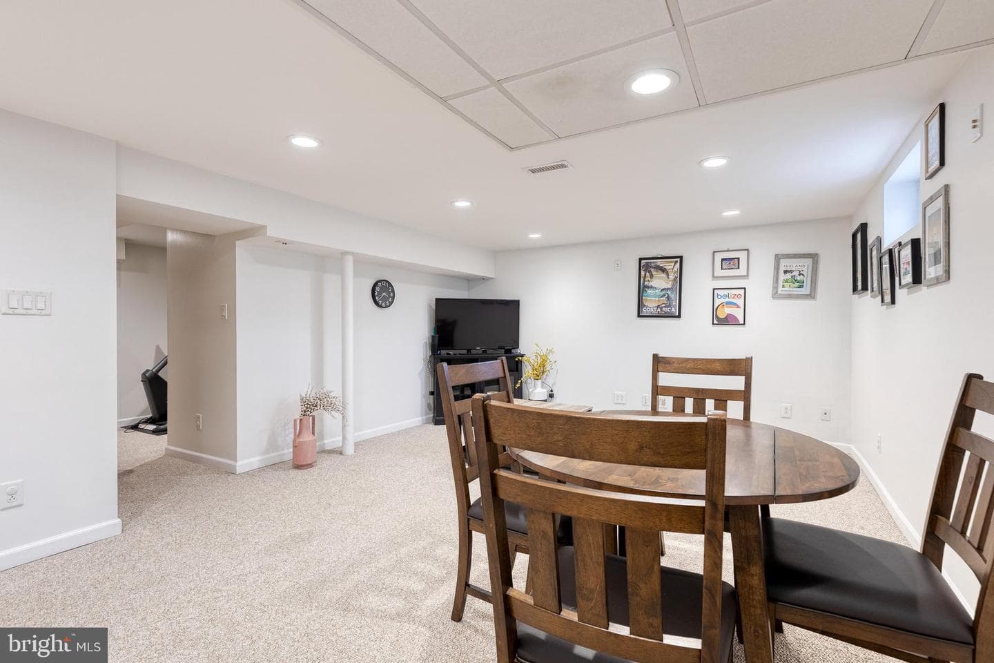 2 Mansion Road photo 31