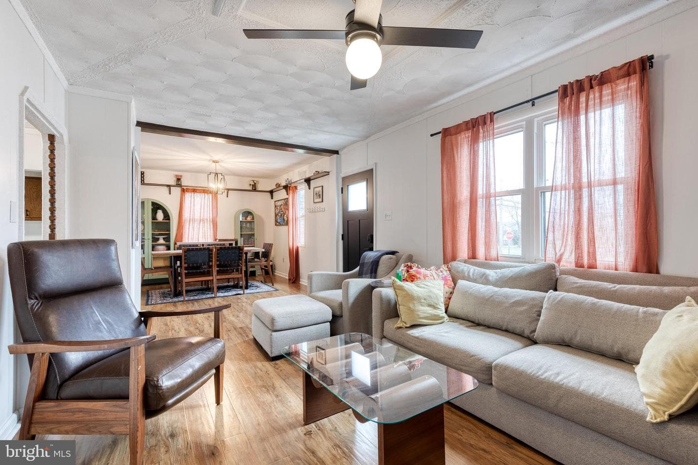 2 Mansion Road photo 8