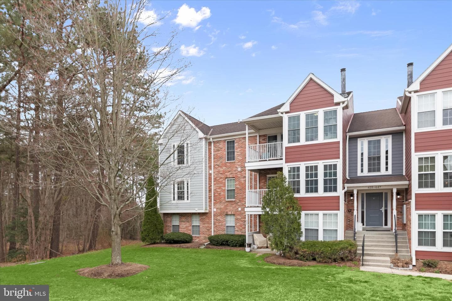 641 Deering Road #2j photo 2