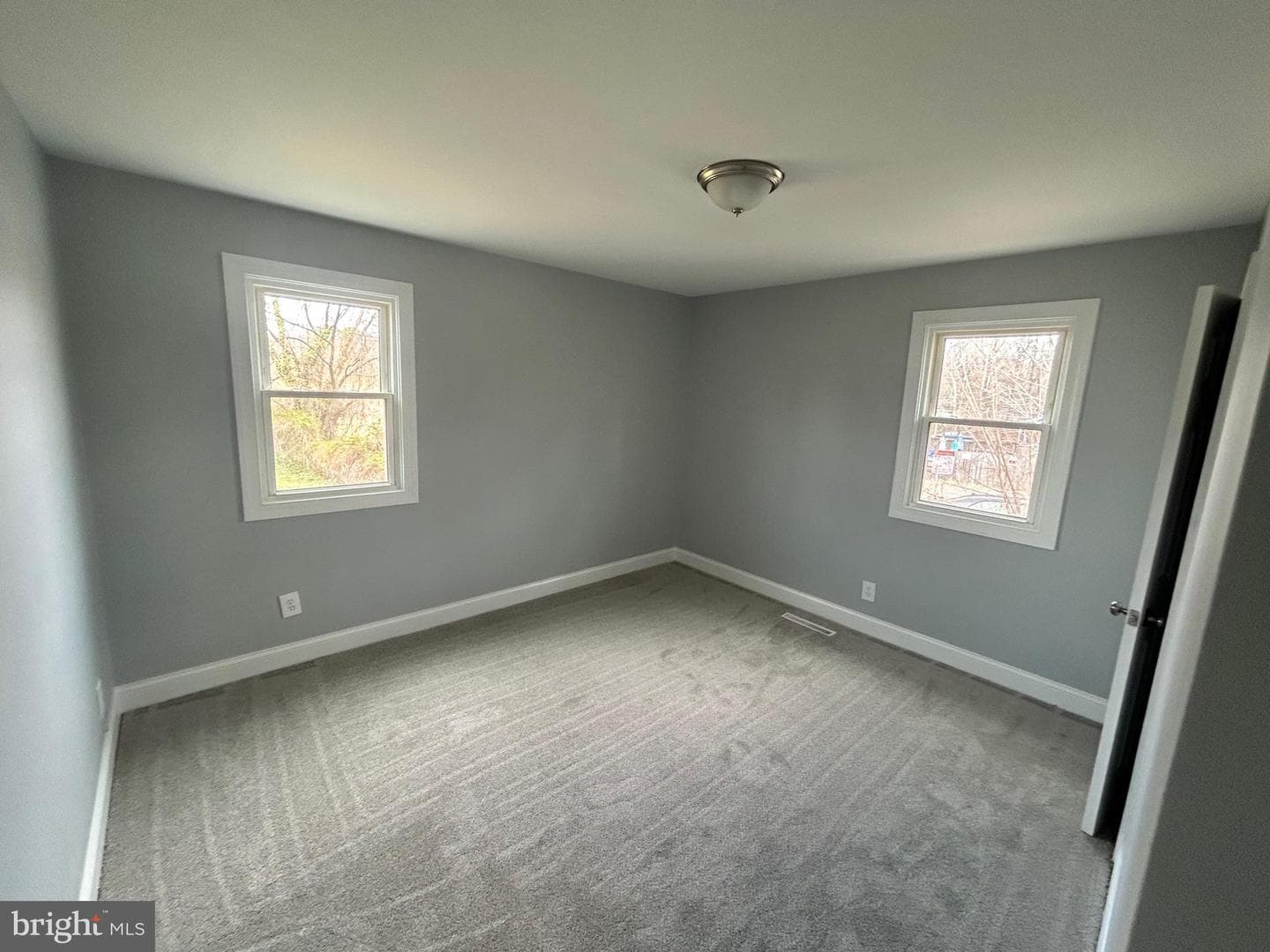 212 Sycamore Road photo 13