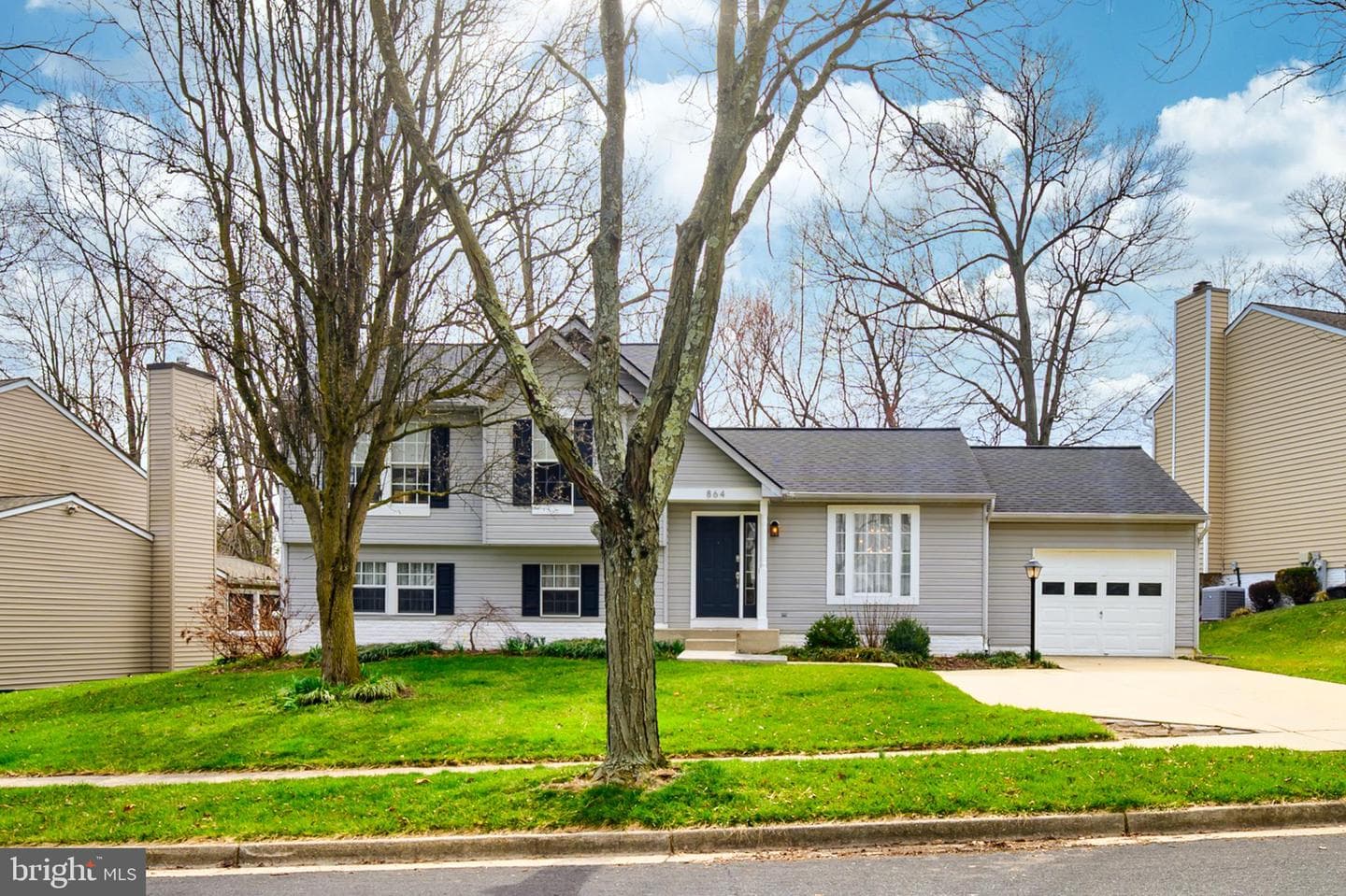 864 Snow Valley Lane photo 3