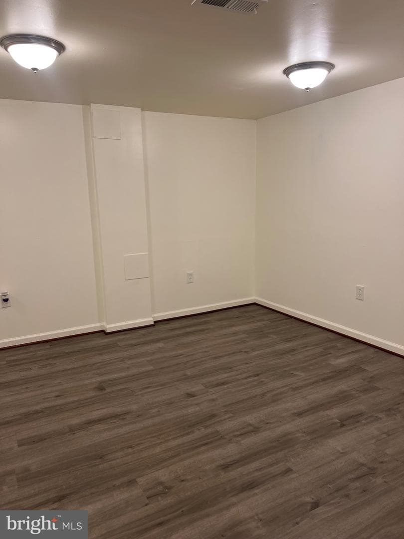 8202 Tomlinson Court photo 7