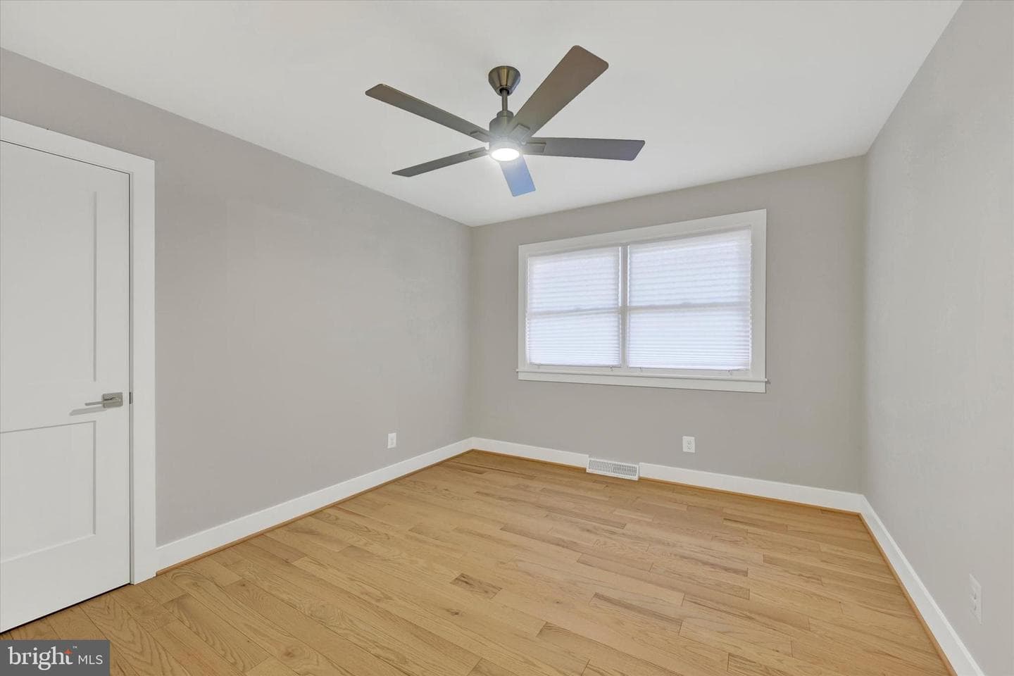 1254 Sheridan Road photo 15
