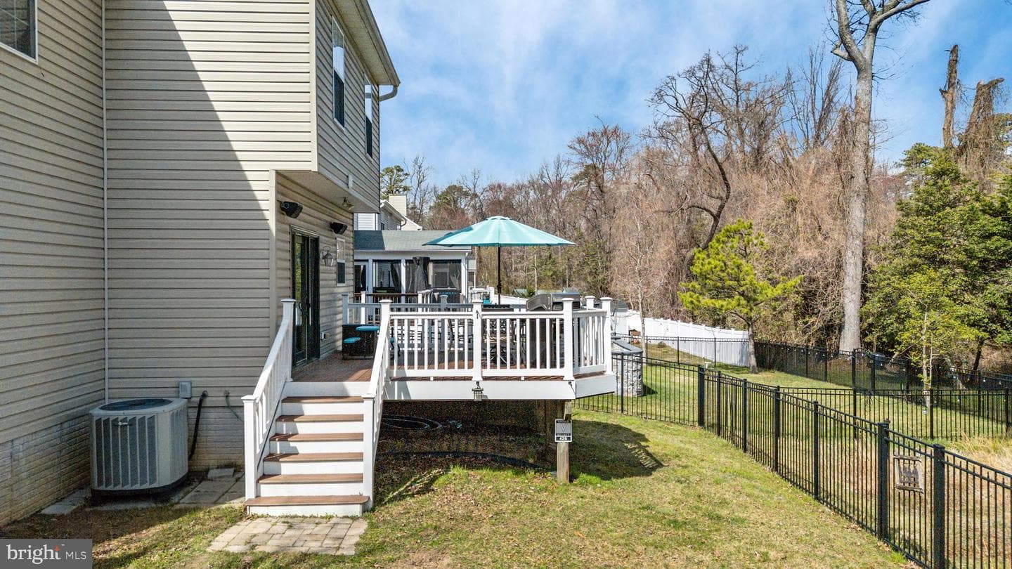 462 Lincoln Drive photo 32