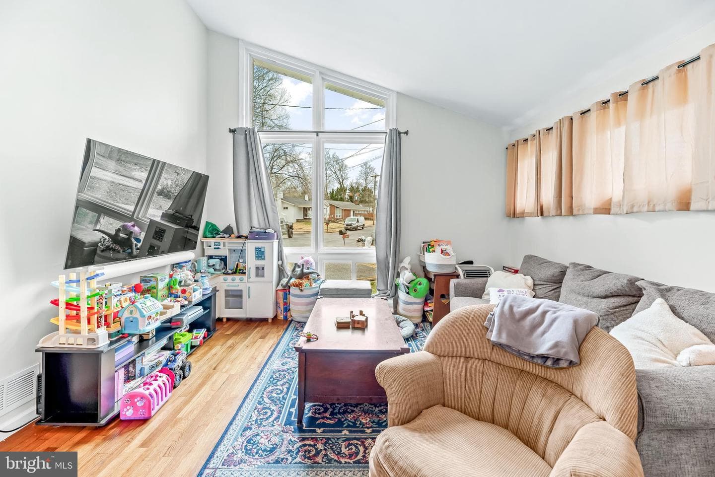 207 1st Street photo 11