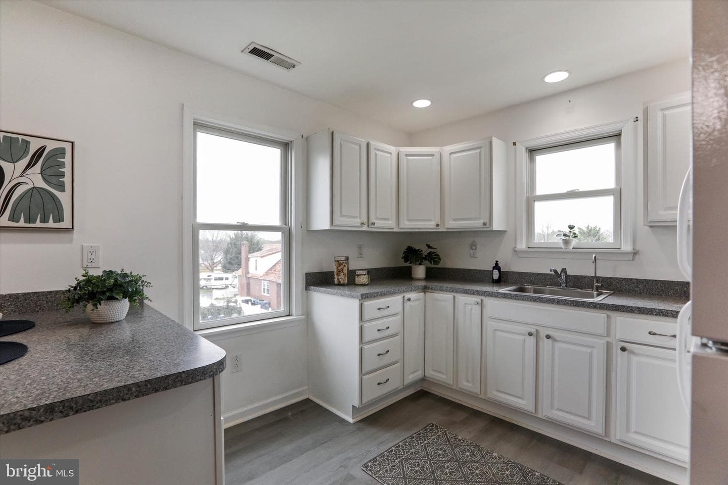 107 Ferndale Avenue photo 17