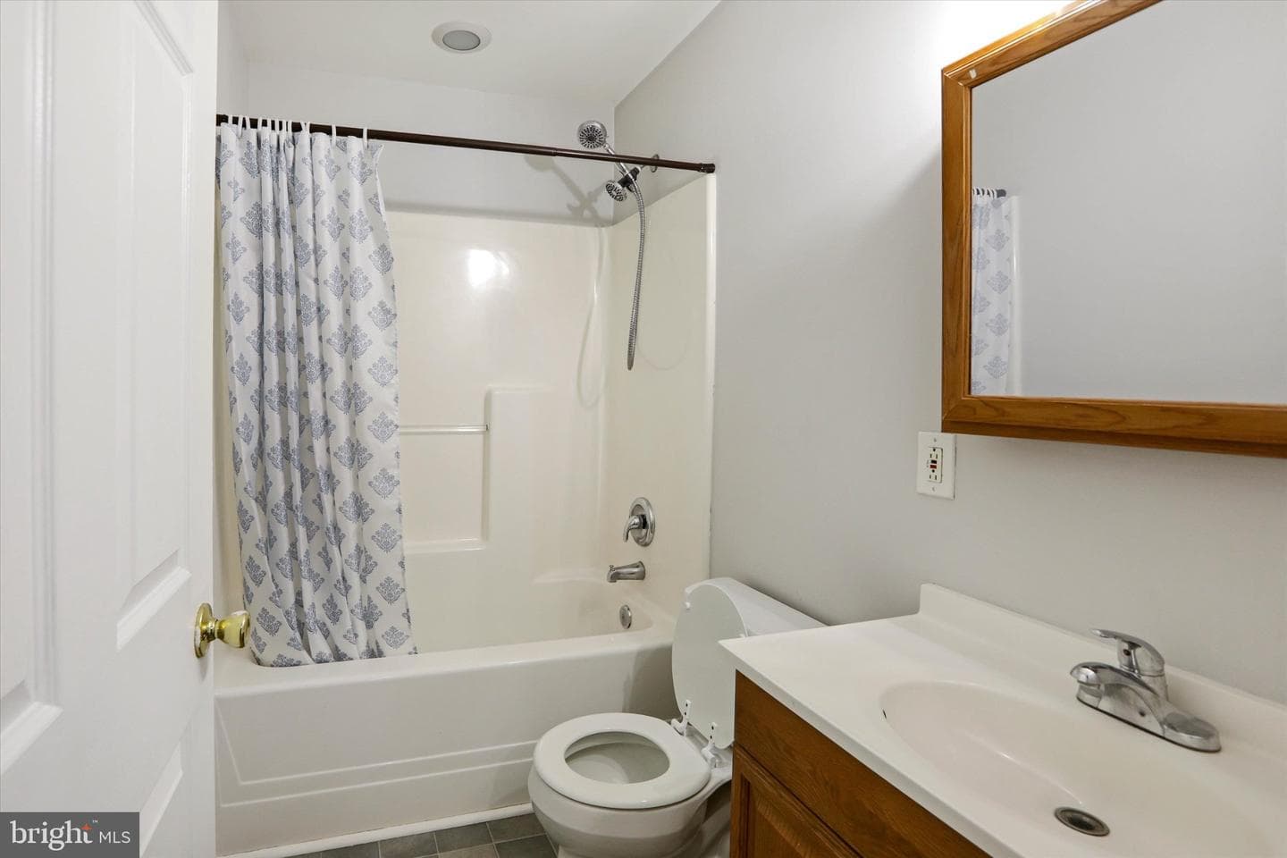 107 Ferndale Avenue photo 26