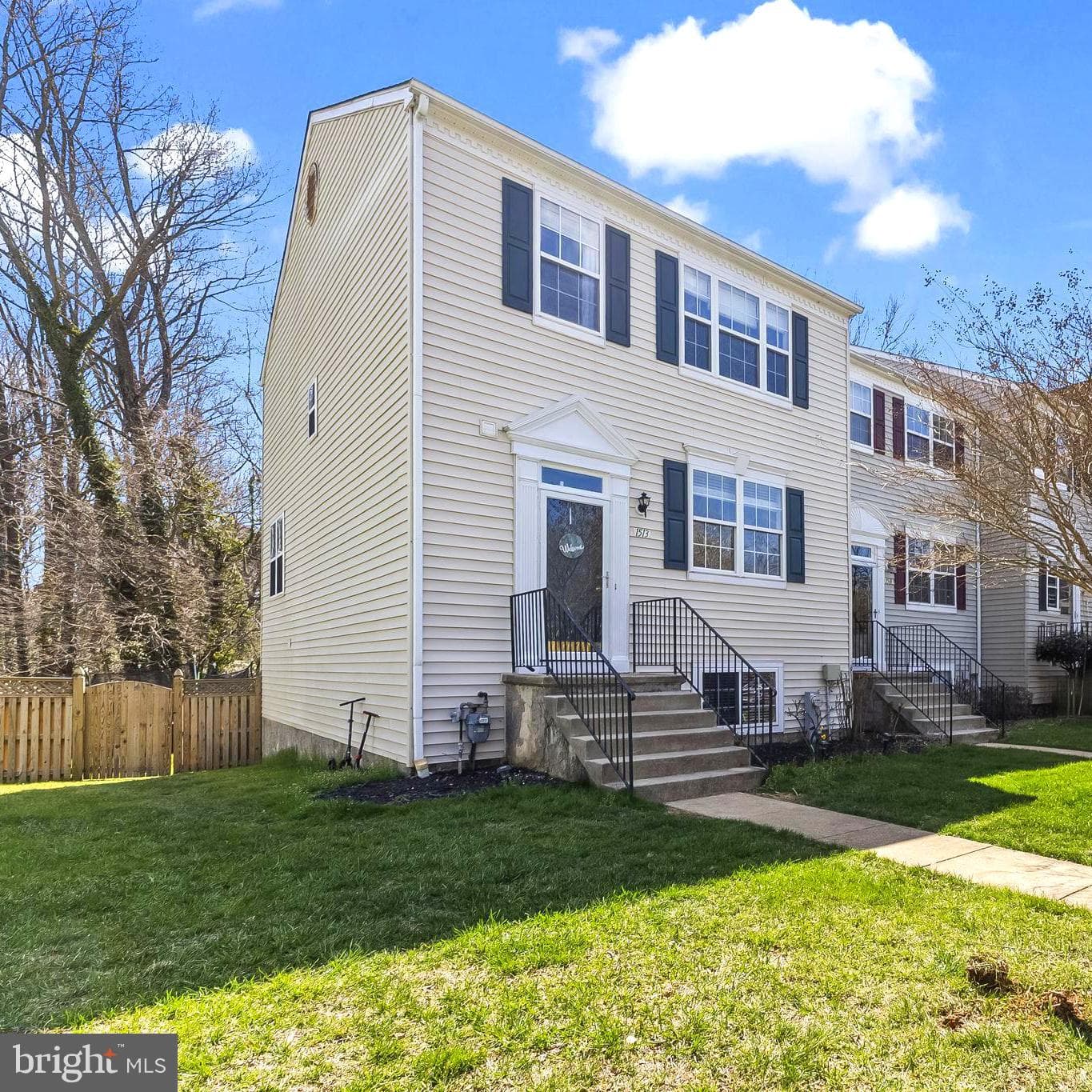 1513 Chester Town Circle photo 2