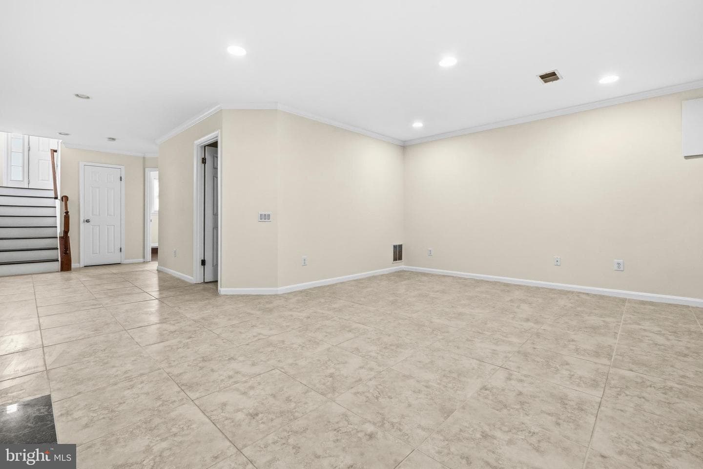 299 Saint Michaels Circle photo 33