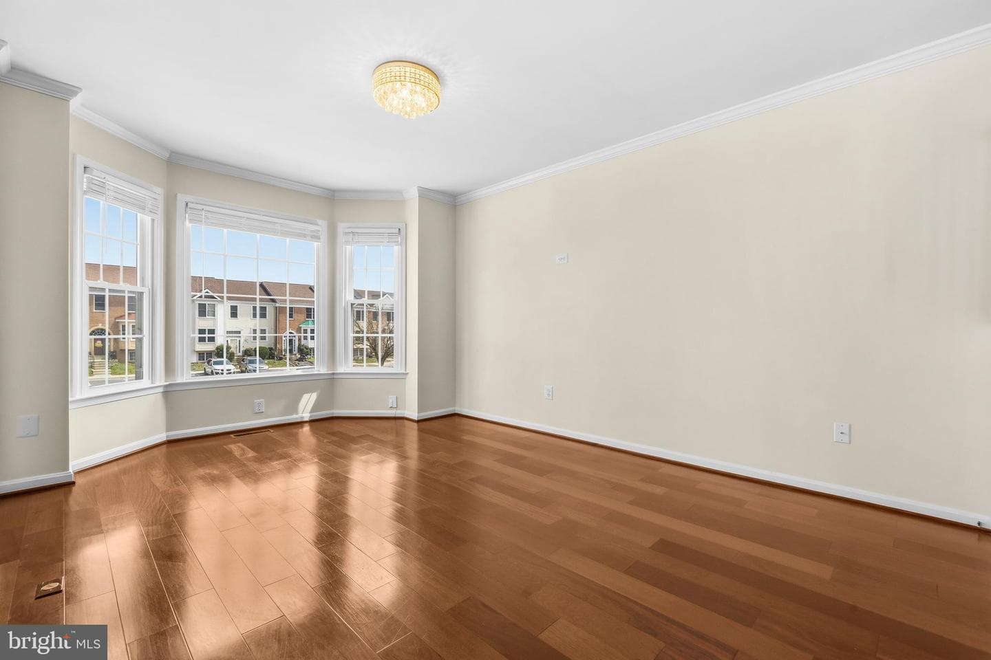 299 Saint Michaels Circle photo 4