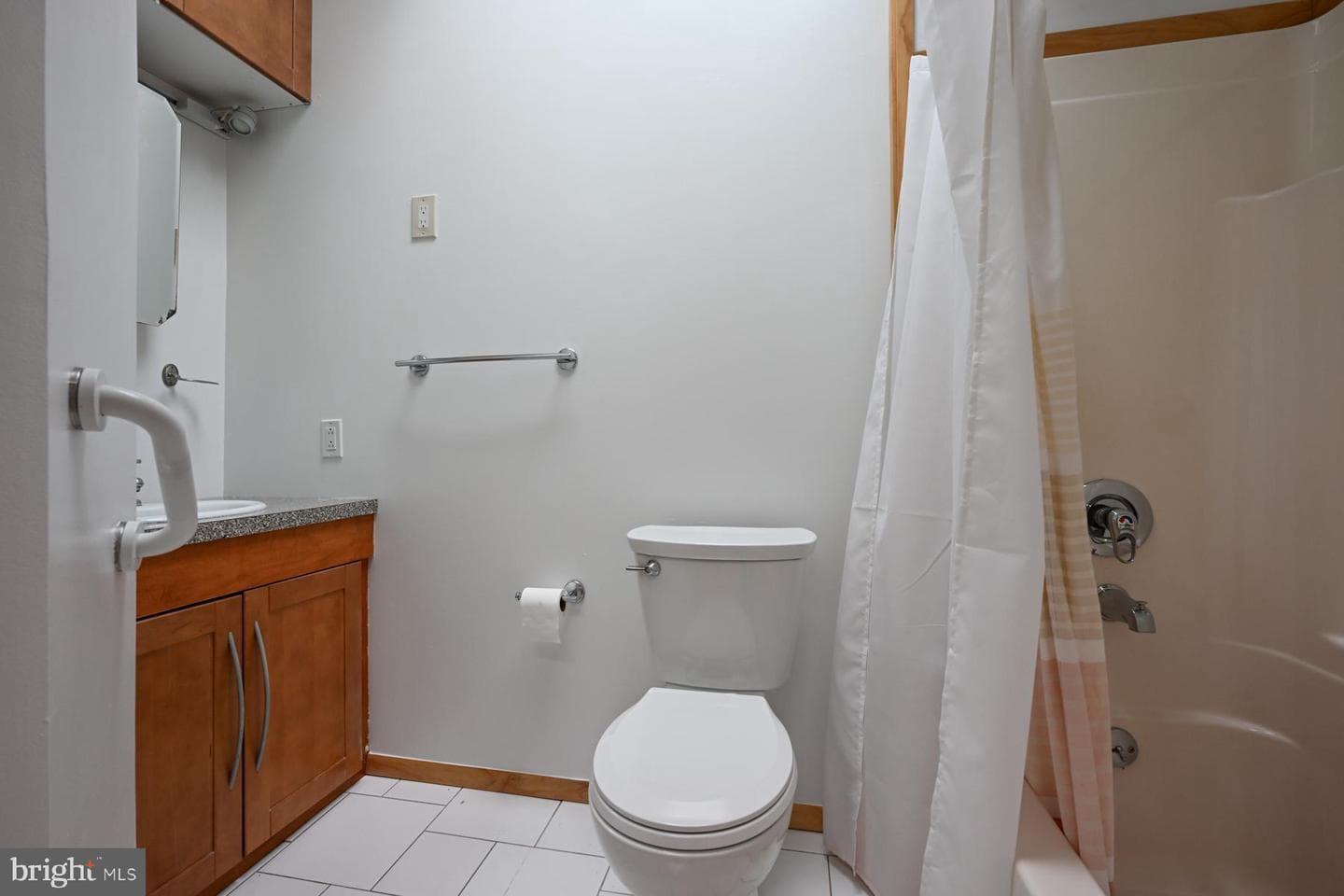 561 Arundel Drive photo 25