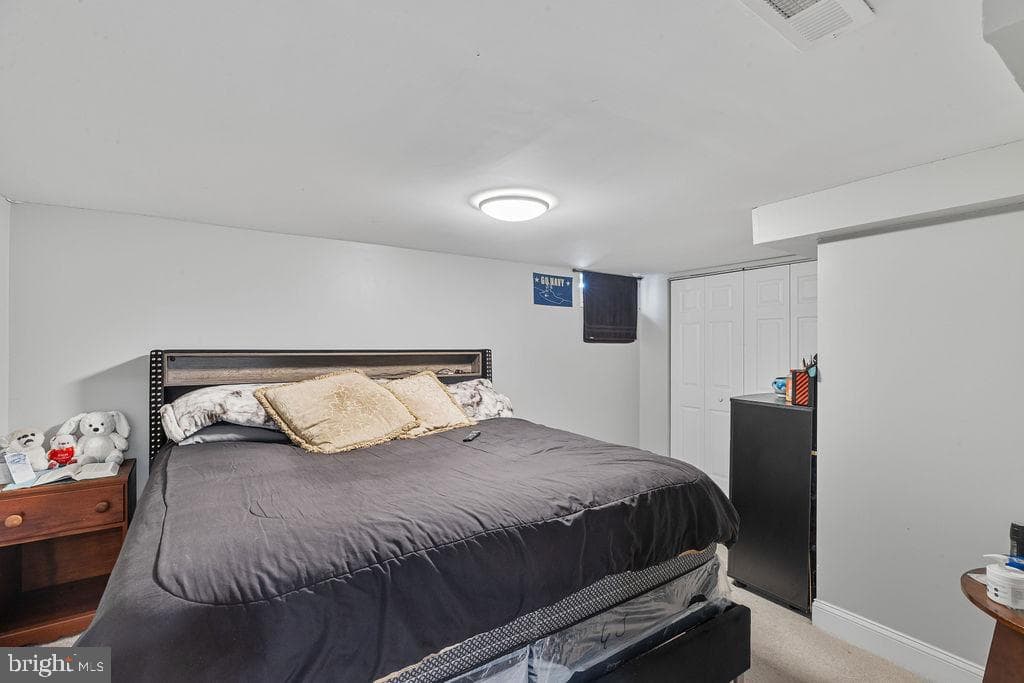 8489 Arbutus Road photo 27