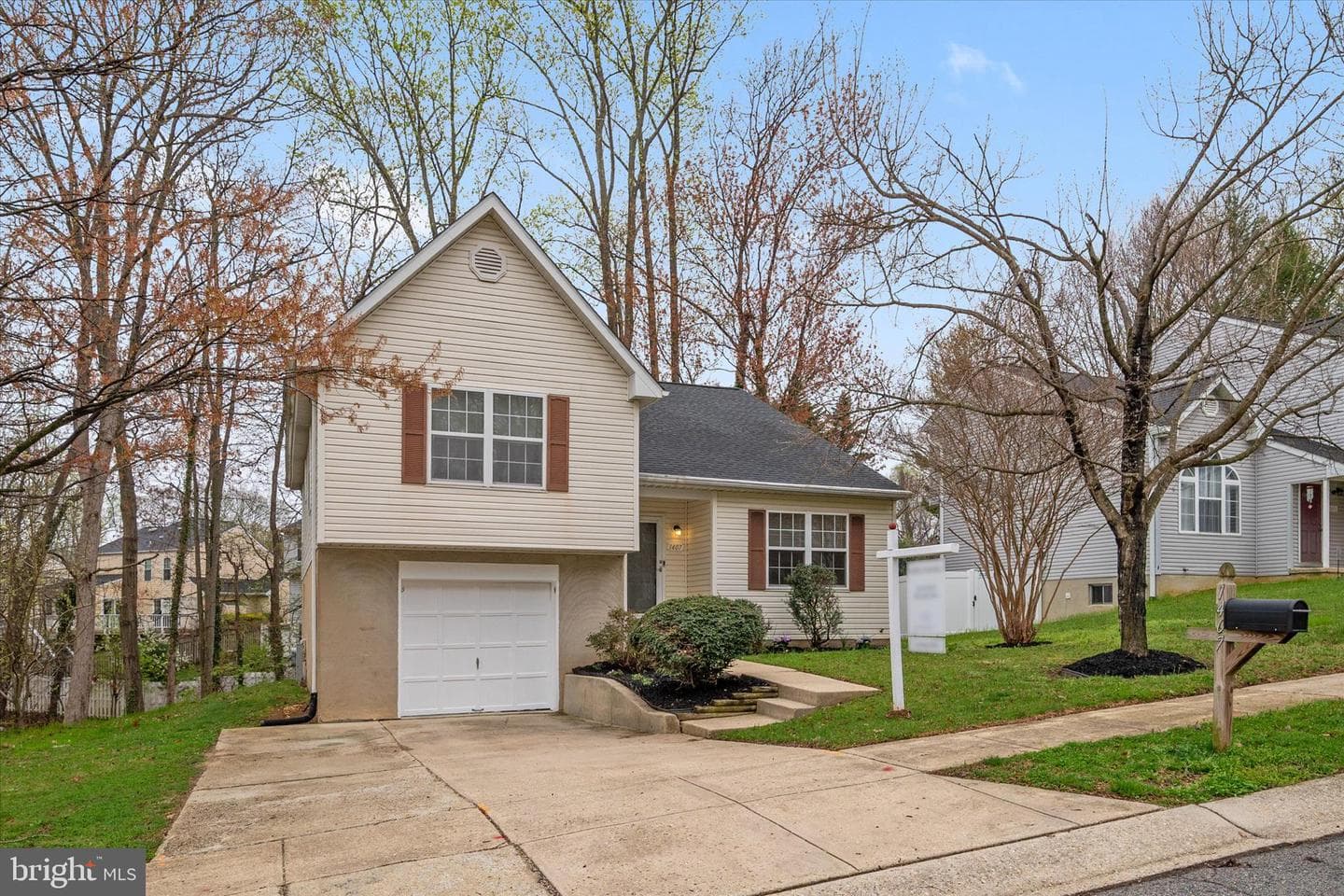1407 Brenwoode Road photo 3