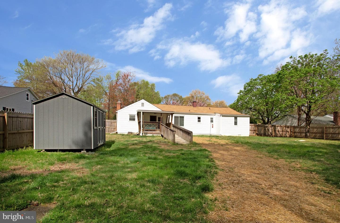 114 River Road photo 27