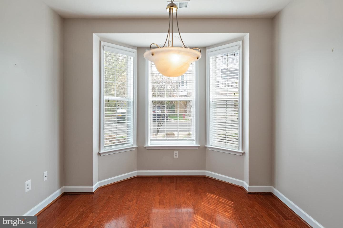 1523 Enyart Way #102 photo 18