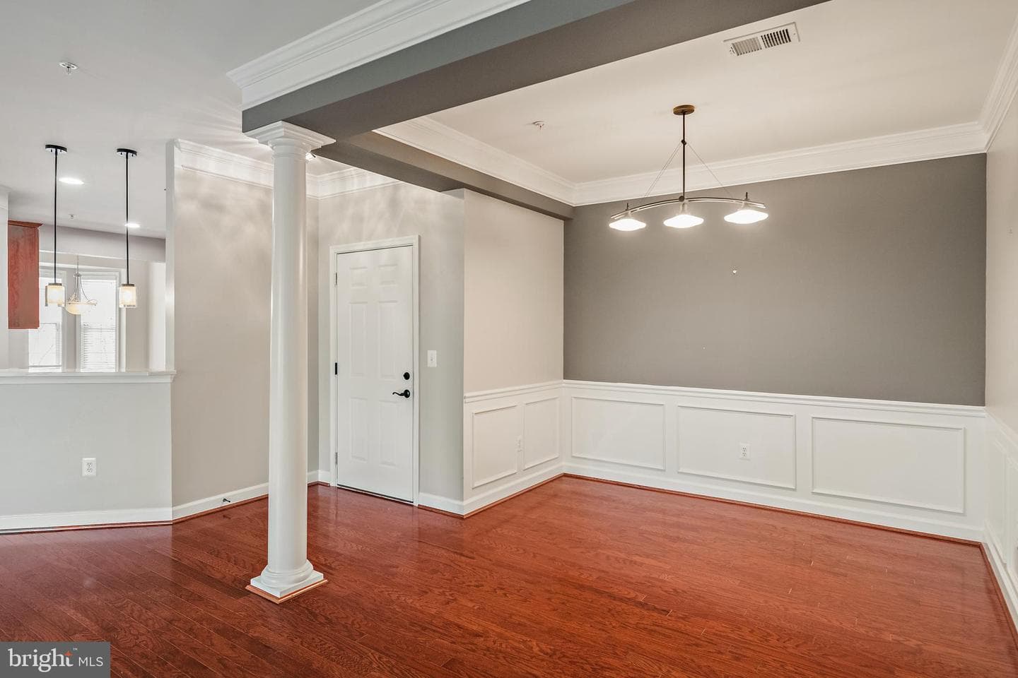 1523 Enyart Way #102 photo 7