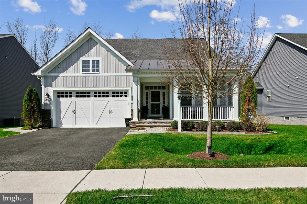 8122 Neidert Drive photo 3