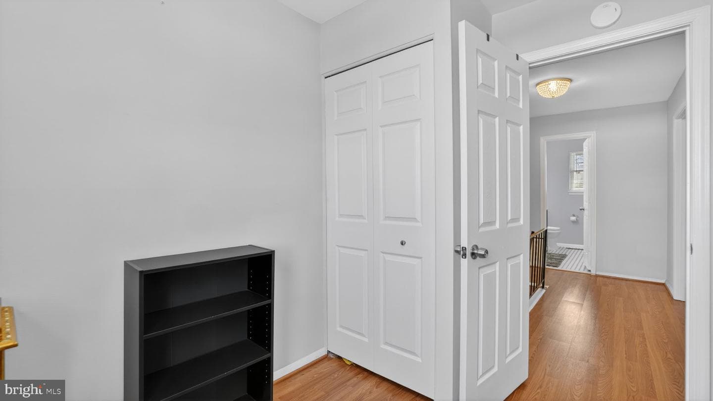457 Mainview Court photo 27