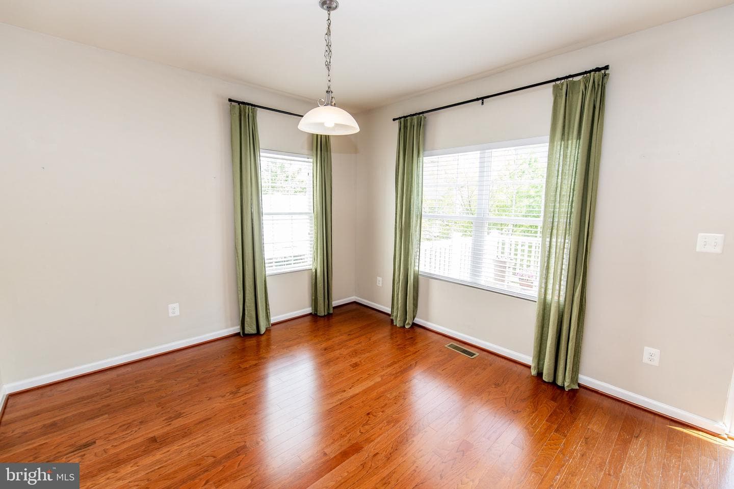 8609 Red Rock Lane photo 11