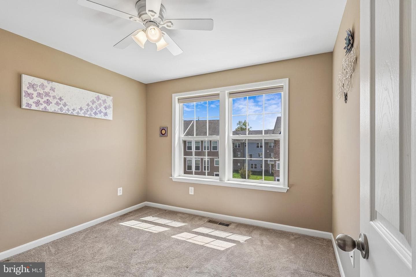 220 Cabernet Street photo 26