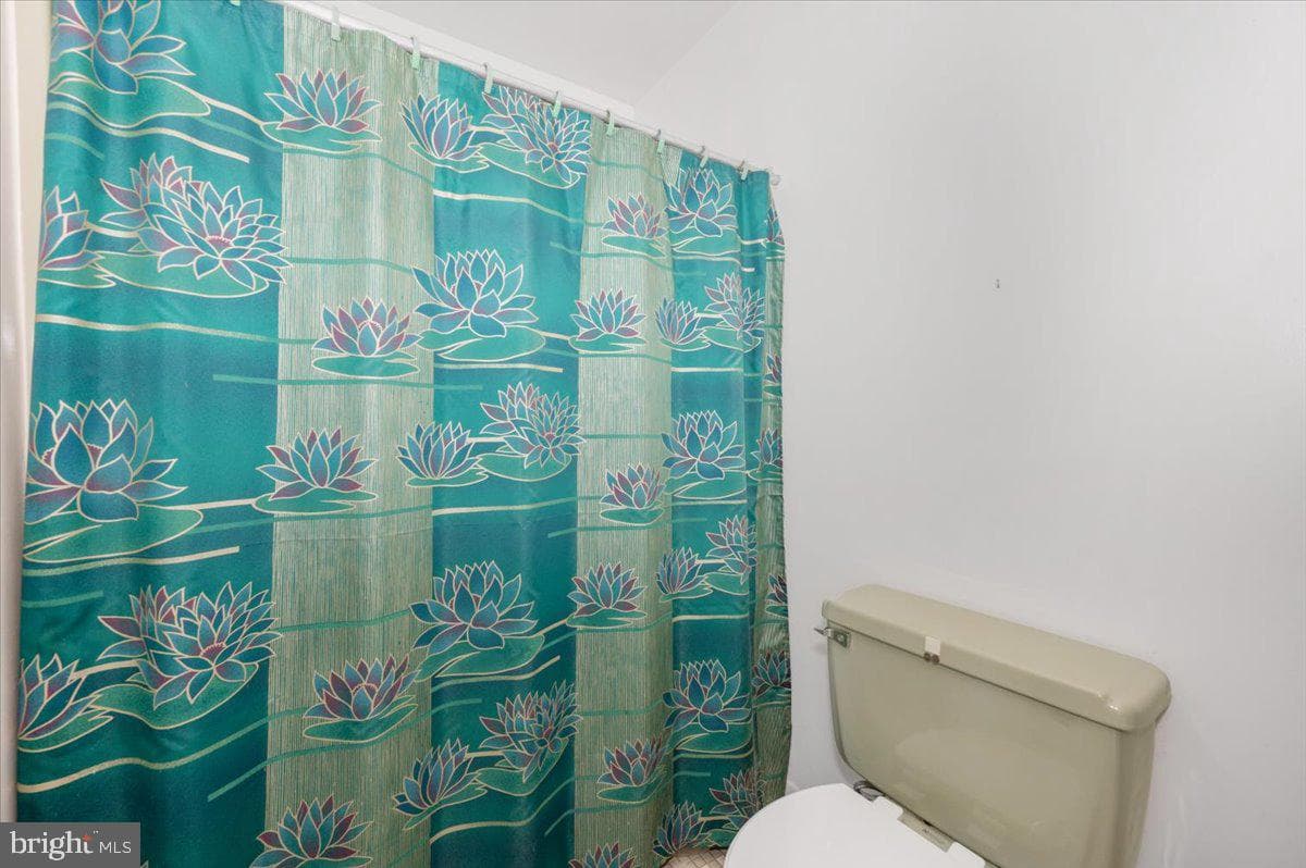 1300 Holliben Road photo 32