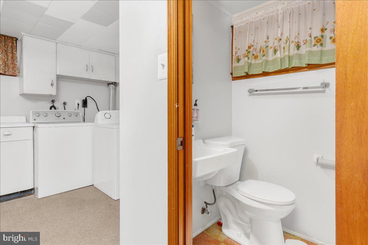 8466 Greenway photo 31