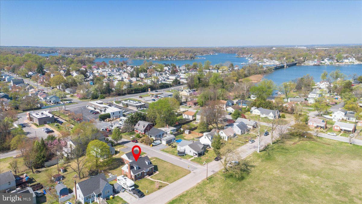 8466 Greenway photo 44