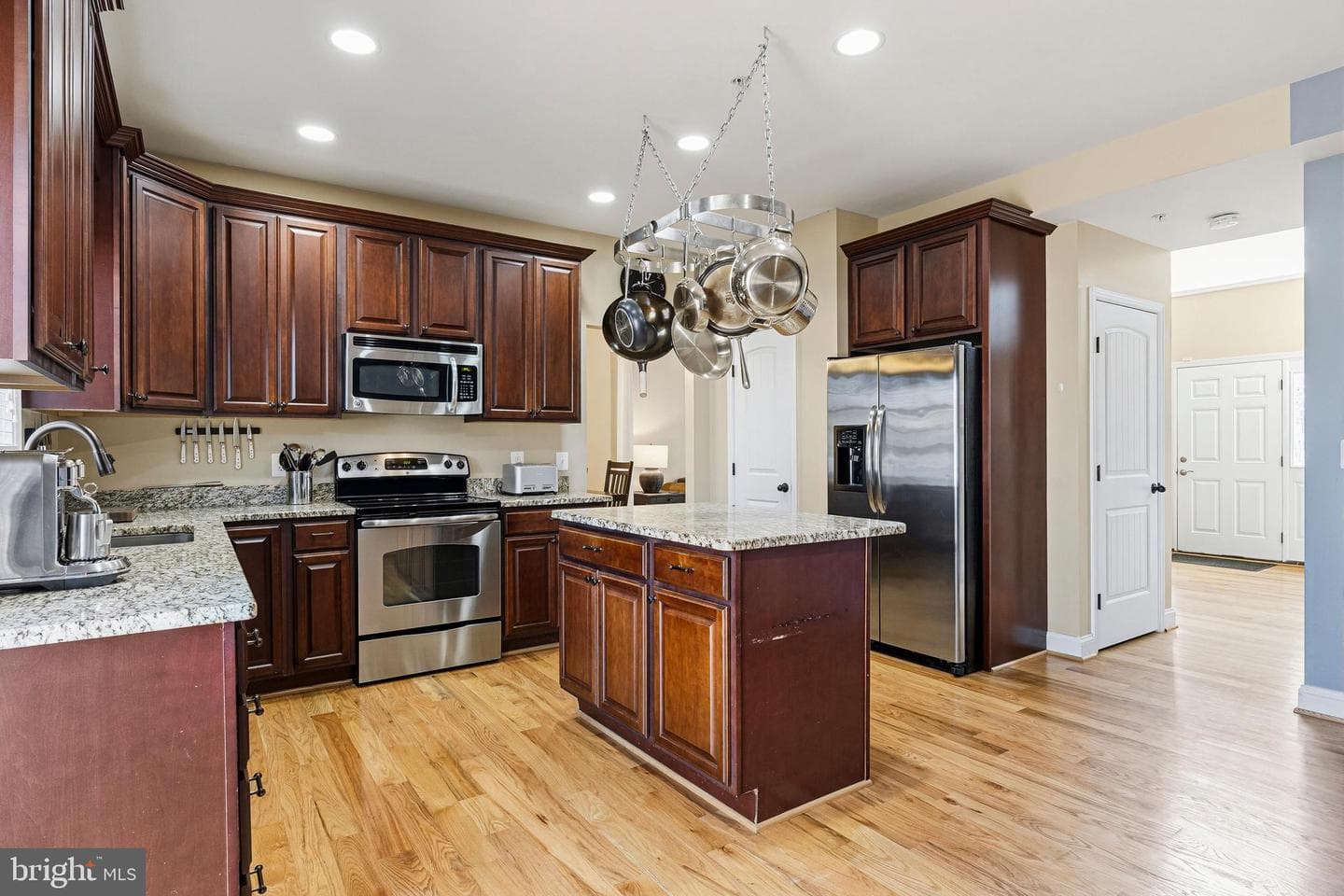 7703 Brasswood Lane photo 8