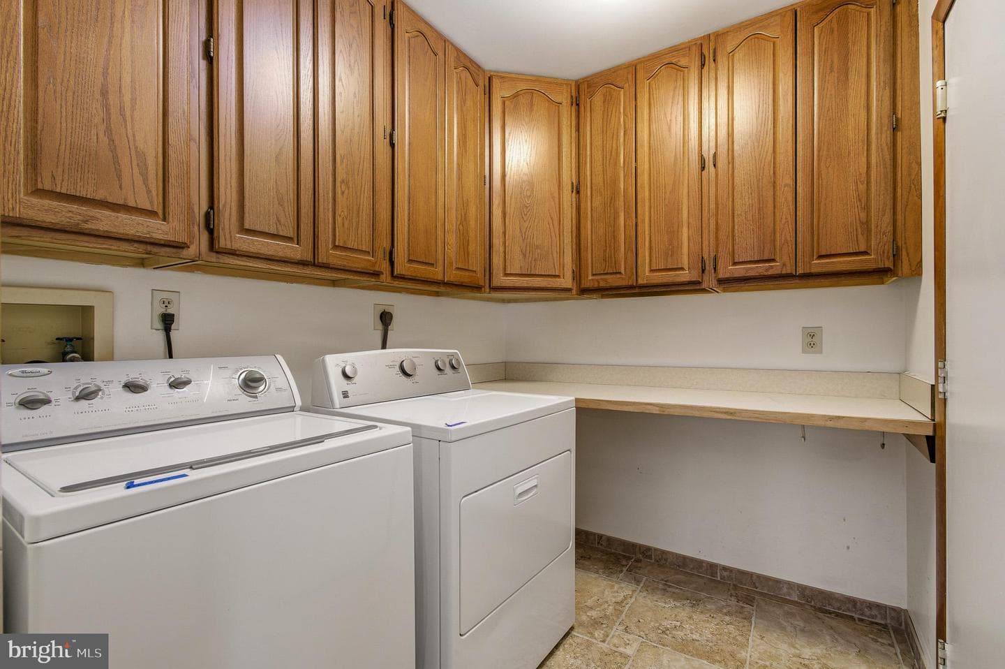 1290 Whirl A Way Court photo 60