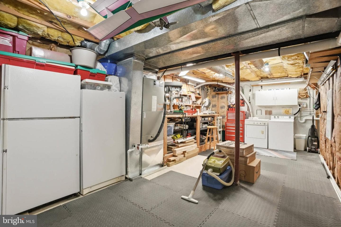 525 Loughton Lane photo 31