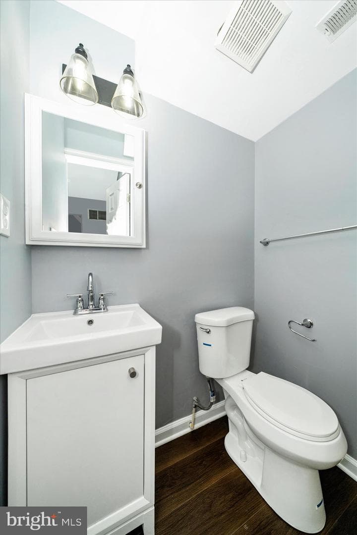 8212 Brooktree Street photo 11