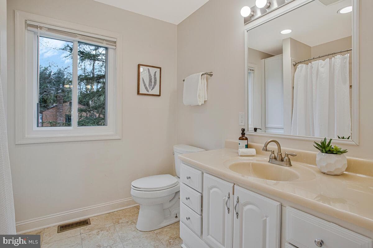 1333 Tall Timbers Drive photo 13