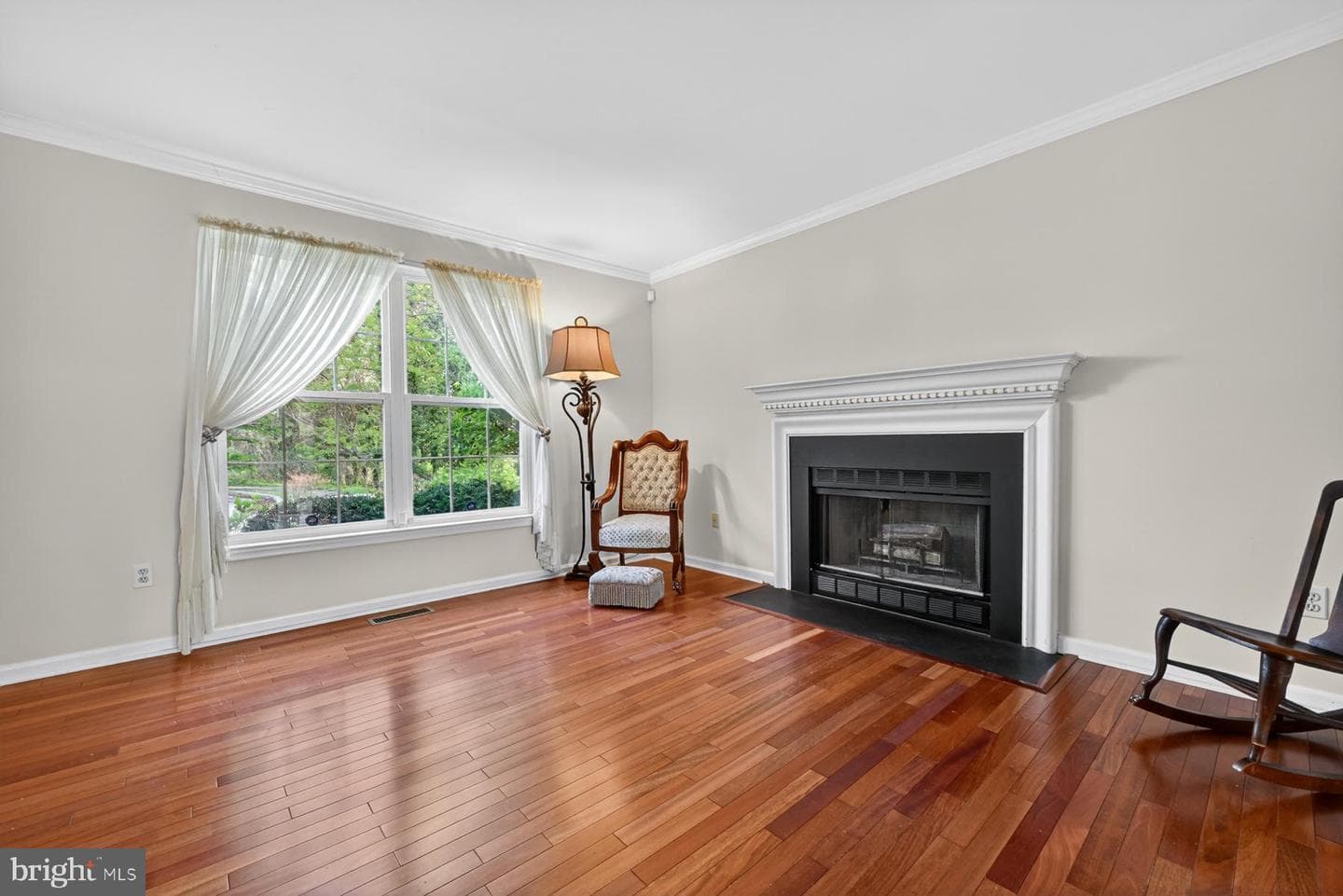 111 Janwall Street photo 6