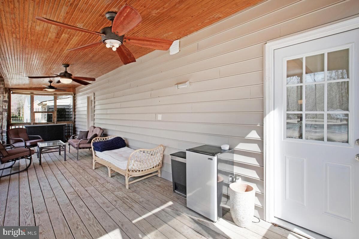 3421 Swallowtail Court photo 24