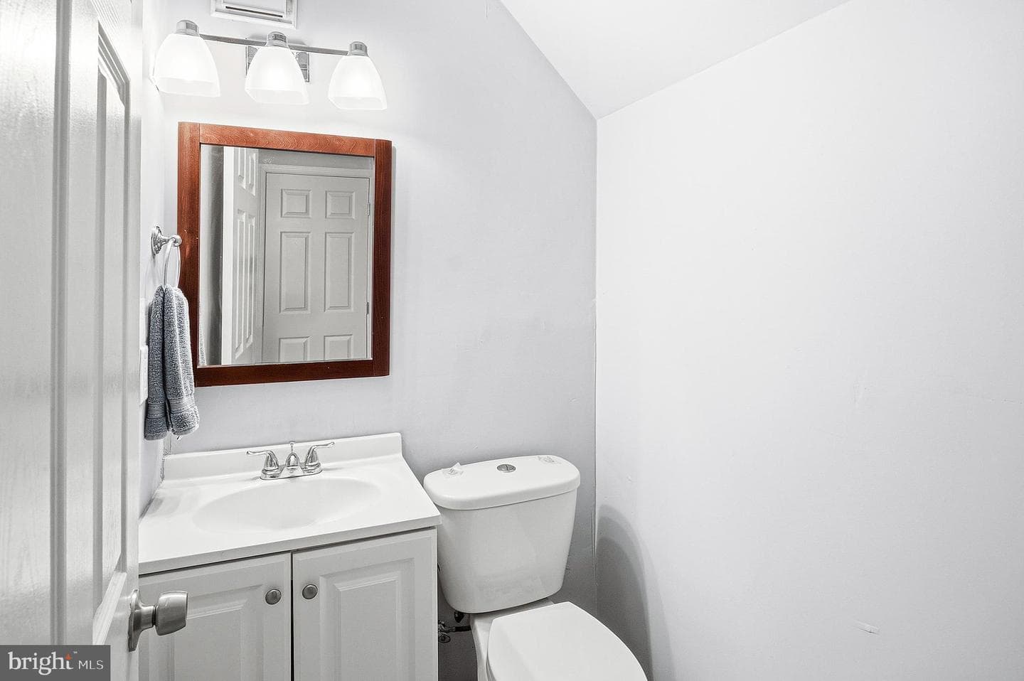 418 Howard Manor Drive photo 34