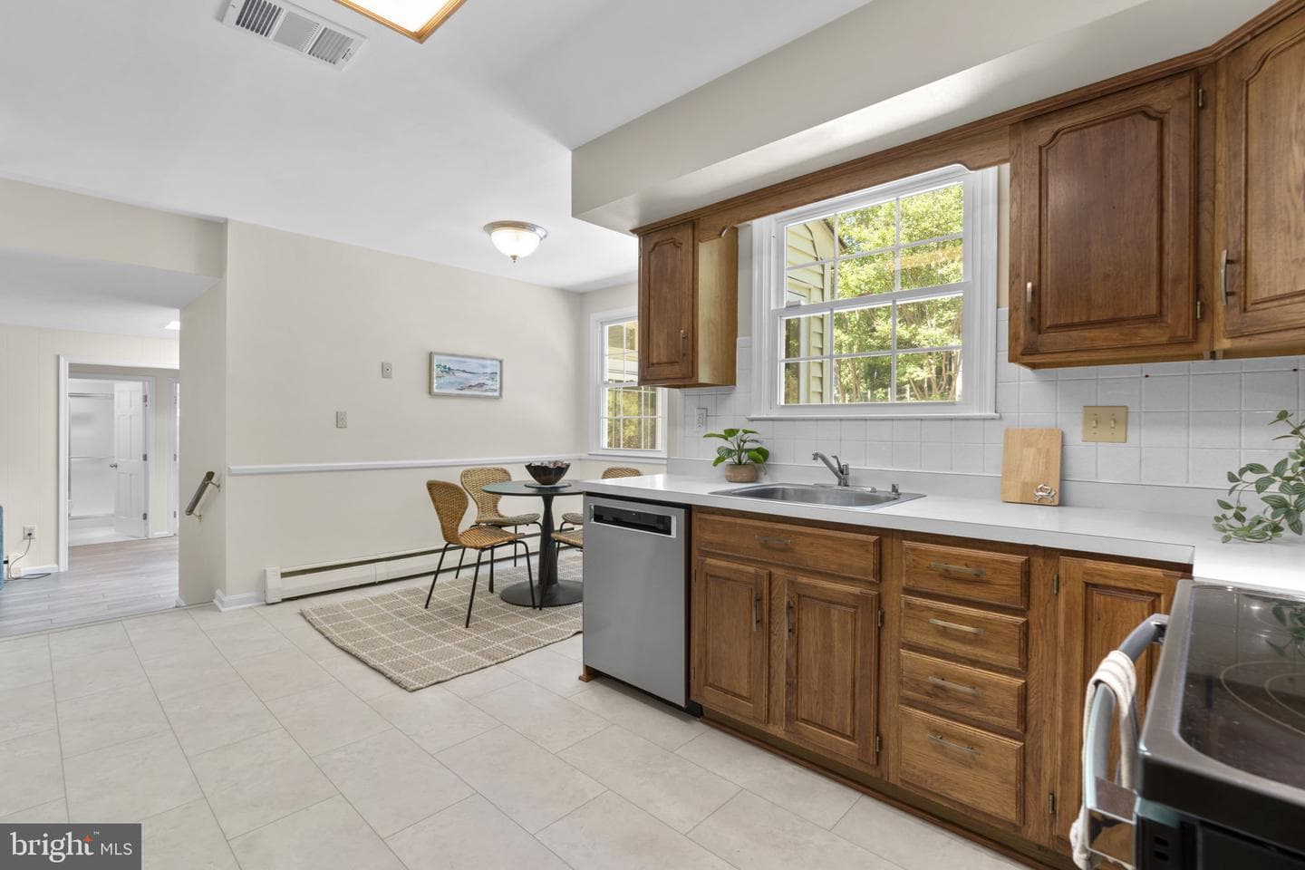 1041 Placid Court photo 11