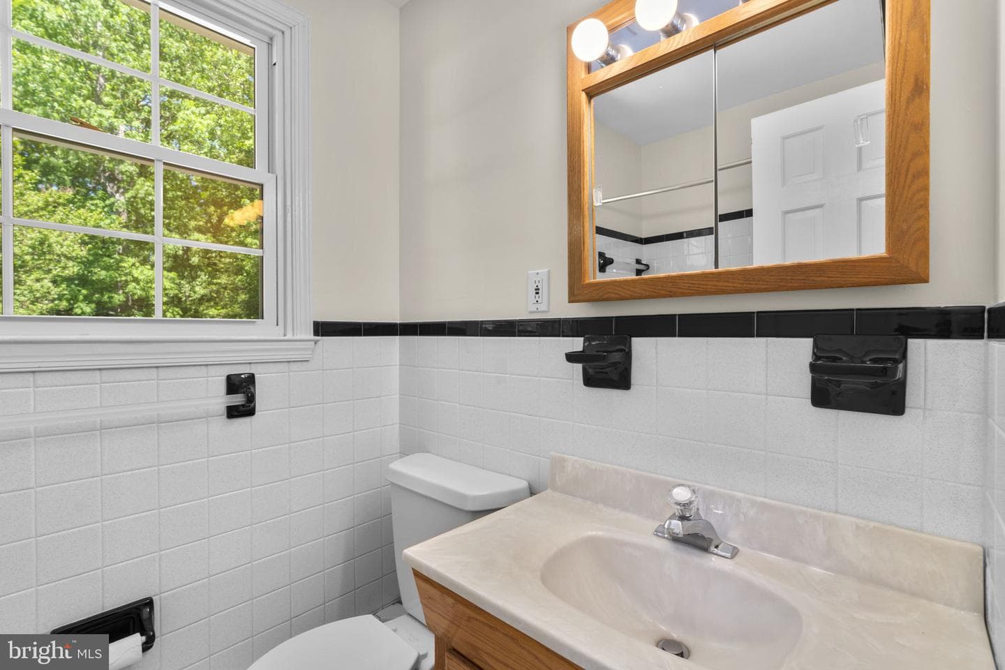 1041 Placid Court photo 34