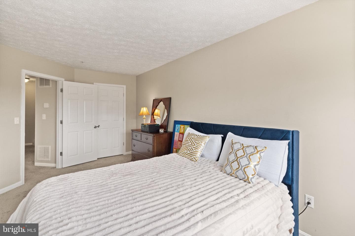 8049 Brookstone Court photo 13