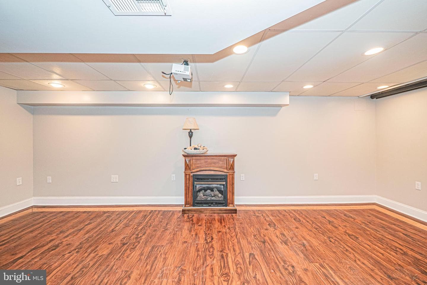 103 Nursery Road photo 38