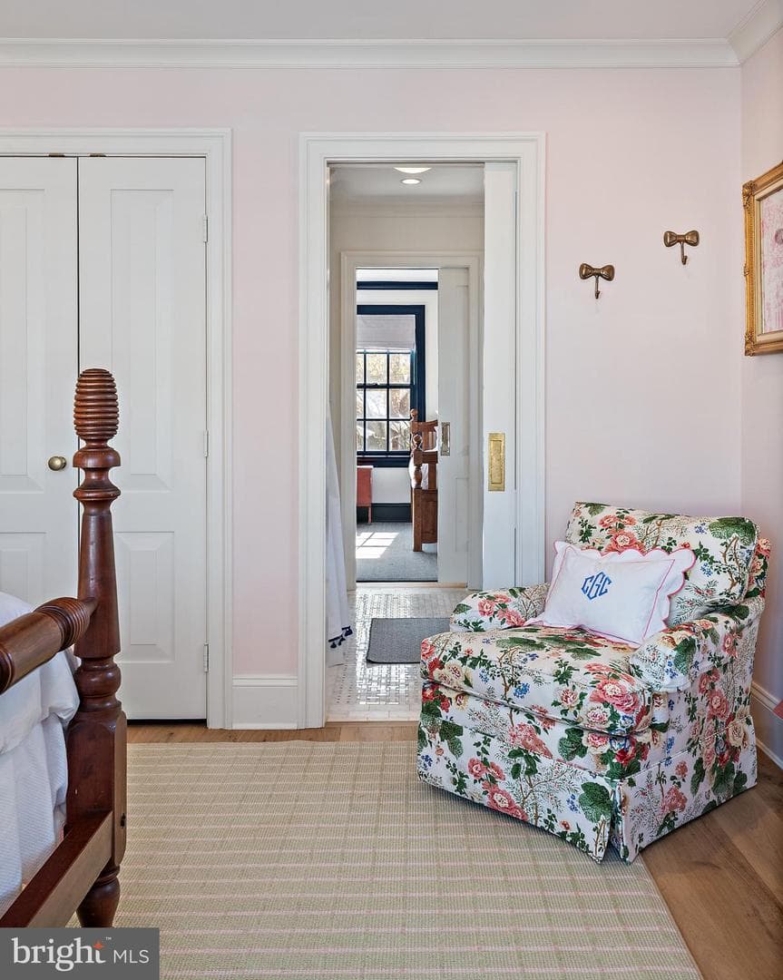 313 Washington Street photo 56