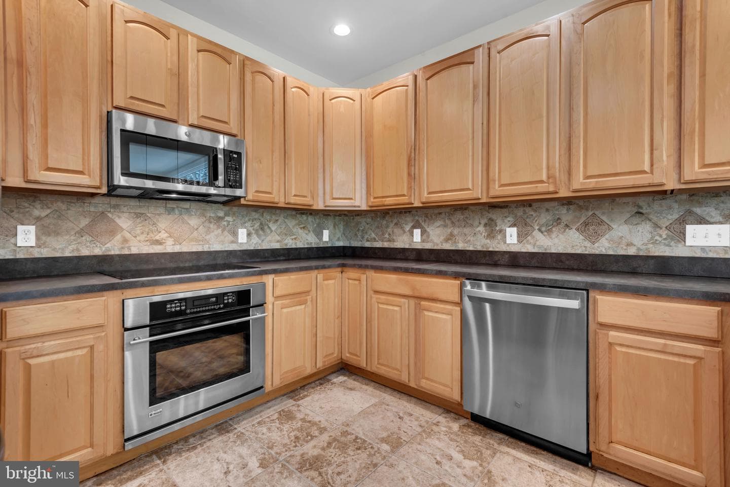 108 Clairedge Court photo 15