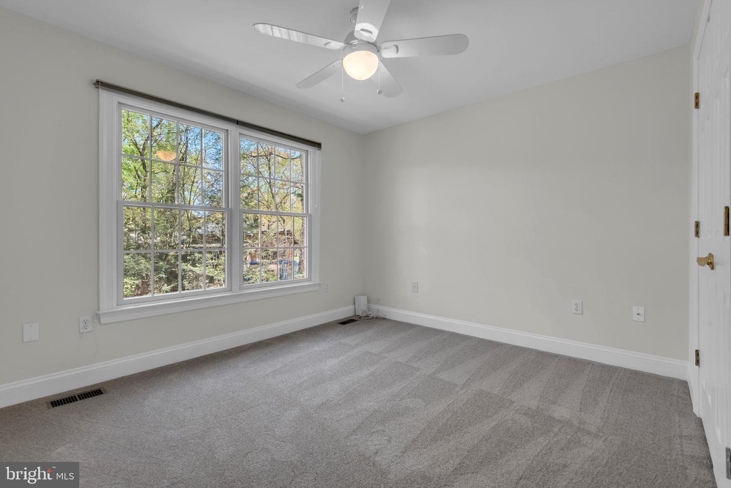 108 Clairedge Court photo 32