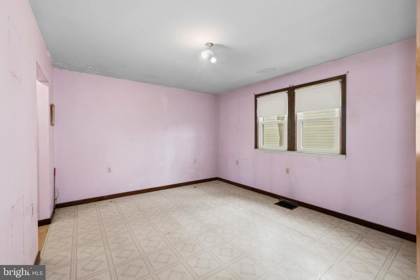 706 203rd Street photo 8