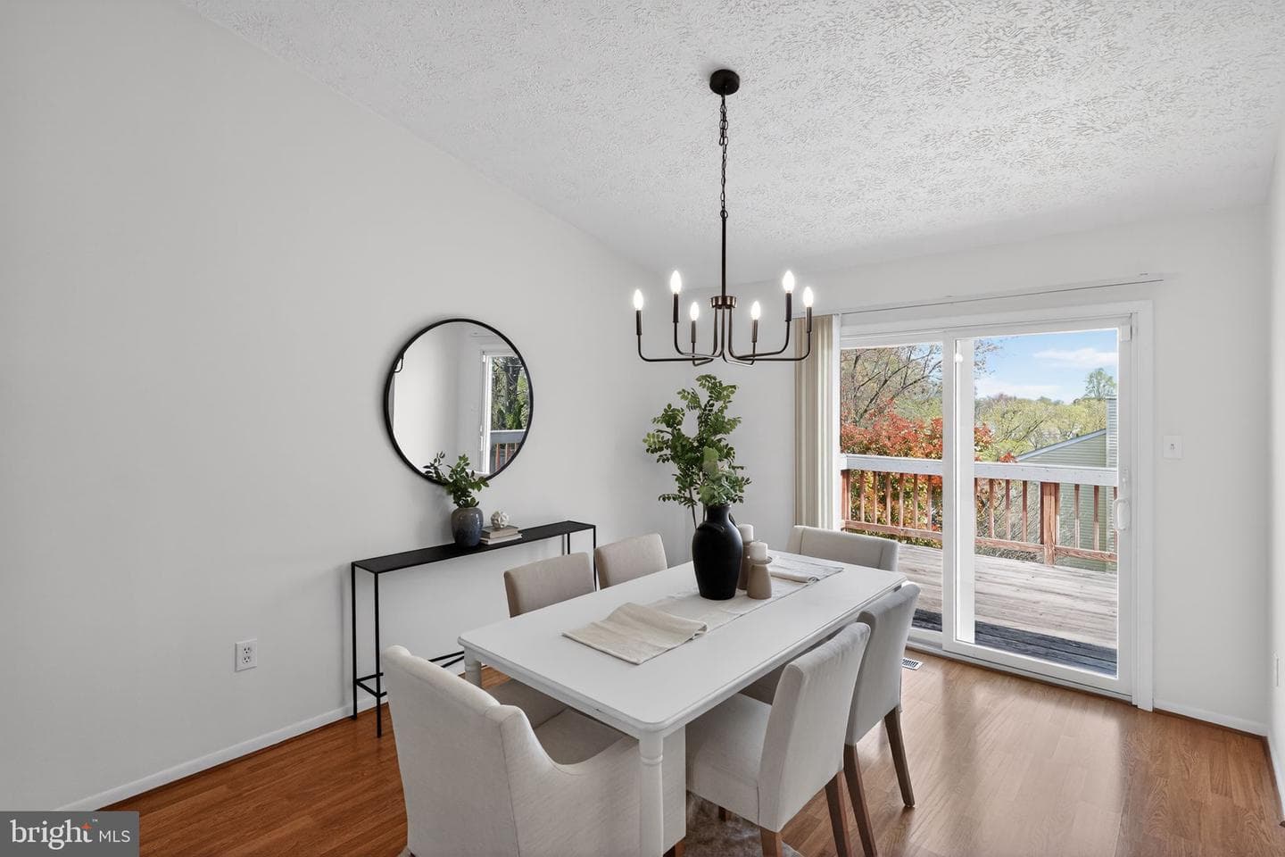 1108 Silverleaf Drive photo 5